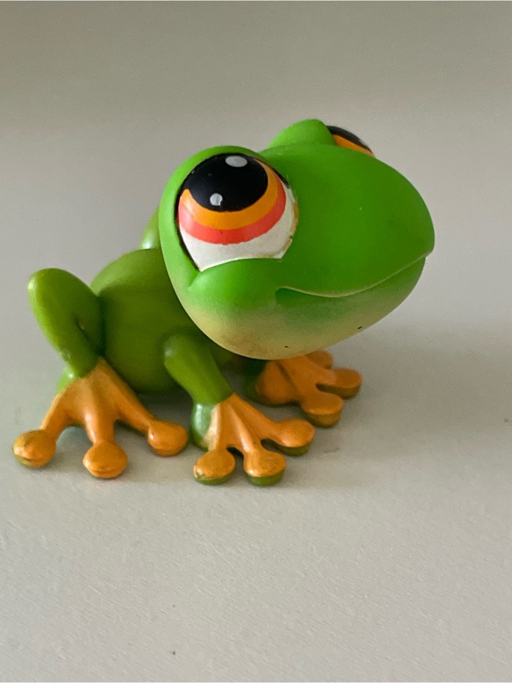 vintage 2005 littlest pet shop pet shop frog